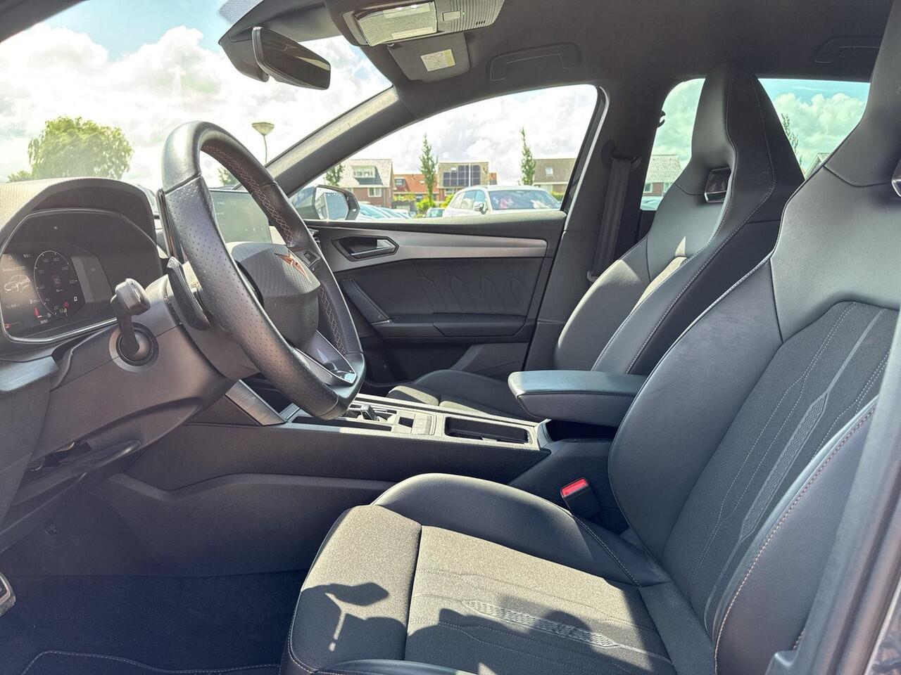 Cupra Leon 1.4 e-Hybrid Essential Limited | A. Camera | Cruise control | PDC |