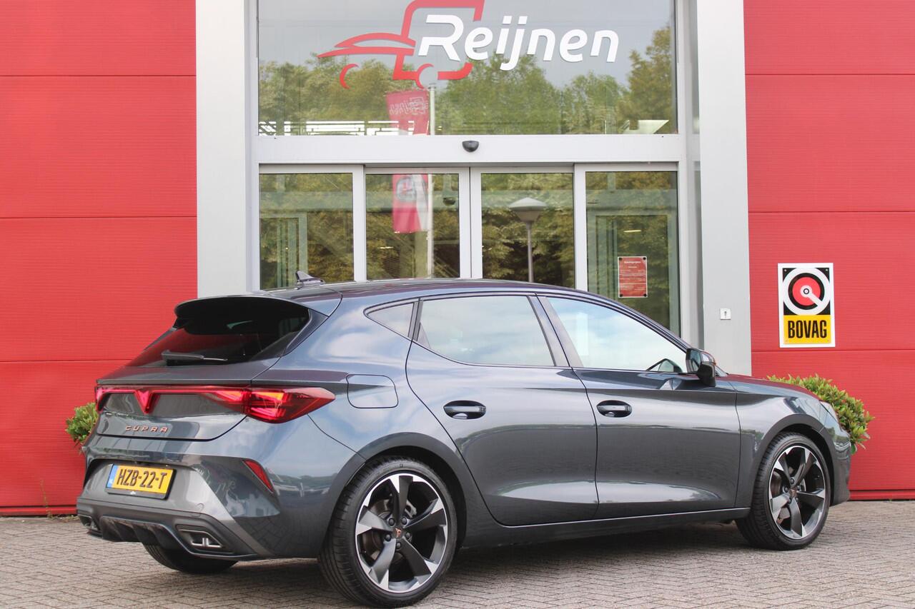 Cupra Leon 1.5 eTSI 150PK BUSINESS EDITION | NIEUW MODEL! | LED MATRIX KOPLAMPEN | DRAADLOZE APPLE CARPLAY/ANDROID AUTO | NAVIGATIE | ACHTERUITRIJ CAMERA | 18" LICHTMETALEN VELGEN "GARBI" | DRAADLOZE TELEFOONLADER | STOEL/STUUR VERWARMING | 12,9" INFORTAINMENT SYST