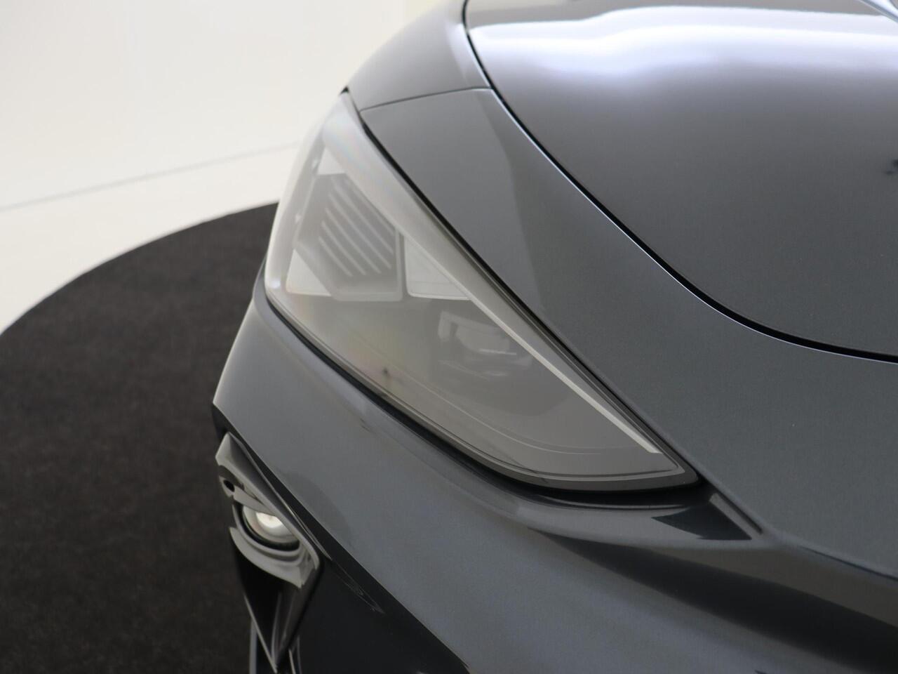 Cupra Leon 1.5 TSI e-Hybrid Business | Parkeerasisstent | Stoel- en stuurwielverwarming | Keyless | Achteruitrijcamera | Navigatie | Dodehoek detectie | 3-zone airco |