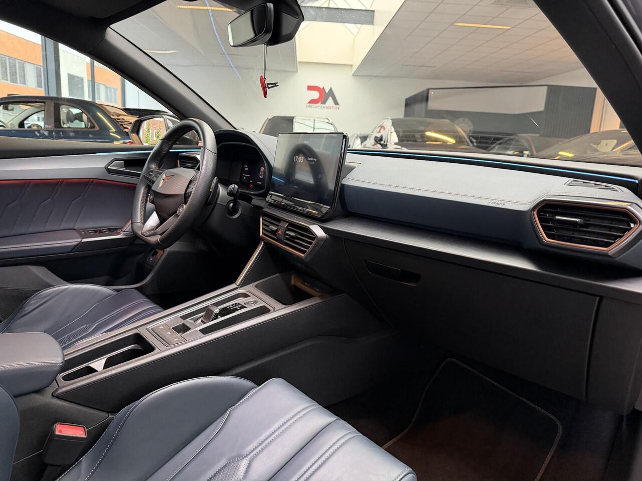 Cupra Leon 1.4 e-Hybrid Limited Schaalstoelen / Carbon / Pano