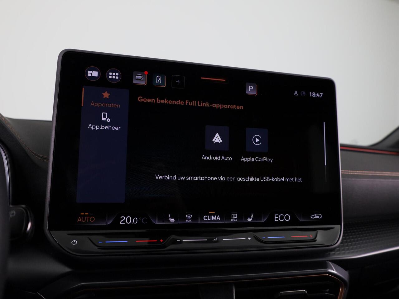 Cupra Leon 1.5 TSI e-Hybrid Business 204 pk Automaat (DSG) | Navigatie | Parkeersensoren (Park assist) | Achteruitrijcamera | Stoelverwarming | Adaptieve cruise control |