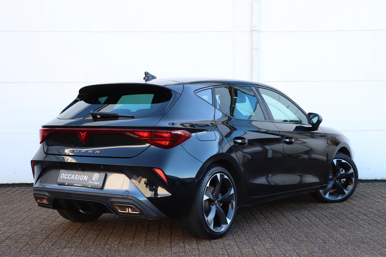 Cupra Leon 1.5 TSI e-Hybrid Business 204pk DSG6 | Memory | Stoel + Stuurverwarming | Carplay | Camera | travelassist