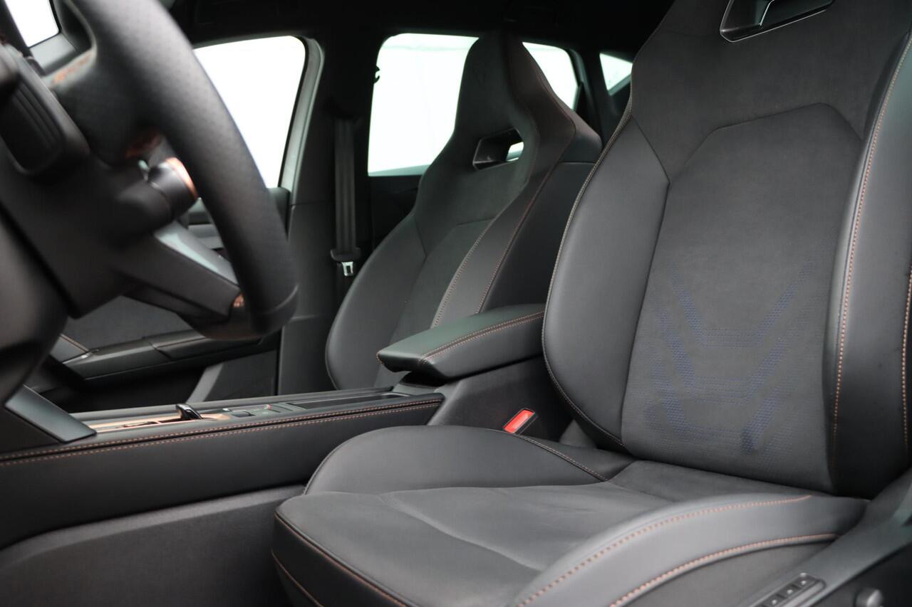 Cupra Leon 1.5 TSI e-Hybrid Business 204pk DSG6