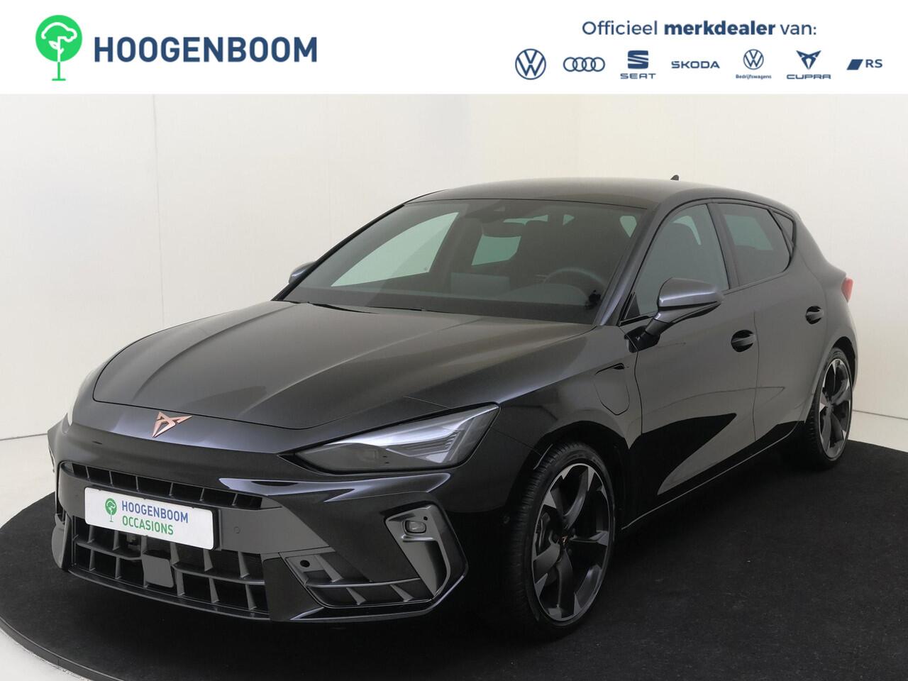 Cupra Leon 1.5 TSI e-Hybrid Business | Achteruitrijcamera | 3-zone airco | Dodehoek detectie | Keyless | Adaptieve cruise control | CarPlay | Navigatie |