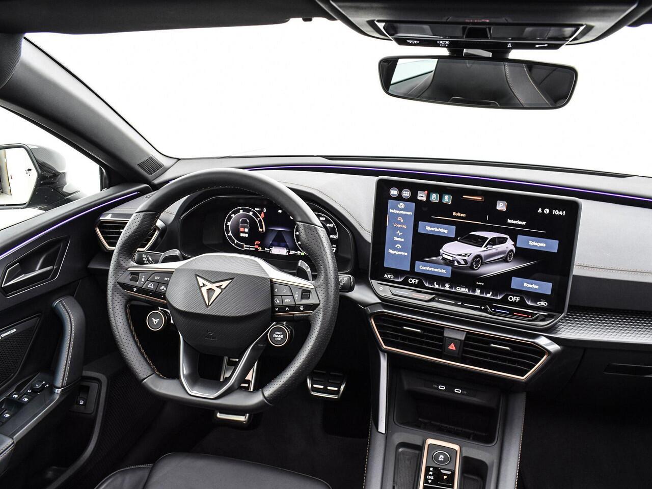 Cupra Leon 1.5 TSI 204pk DSG e-Hybrid VZ Performance · Panoramadak · Camera · Keyless · Dodehoek Detectie · Sennheiser Audio · Elek. Voorstoelen · Carbon Spiegelkappen · 19'' Inch · Garantie t/m 02-02-2030 of 100.000km