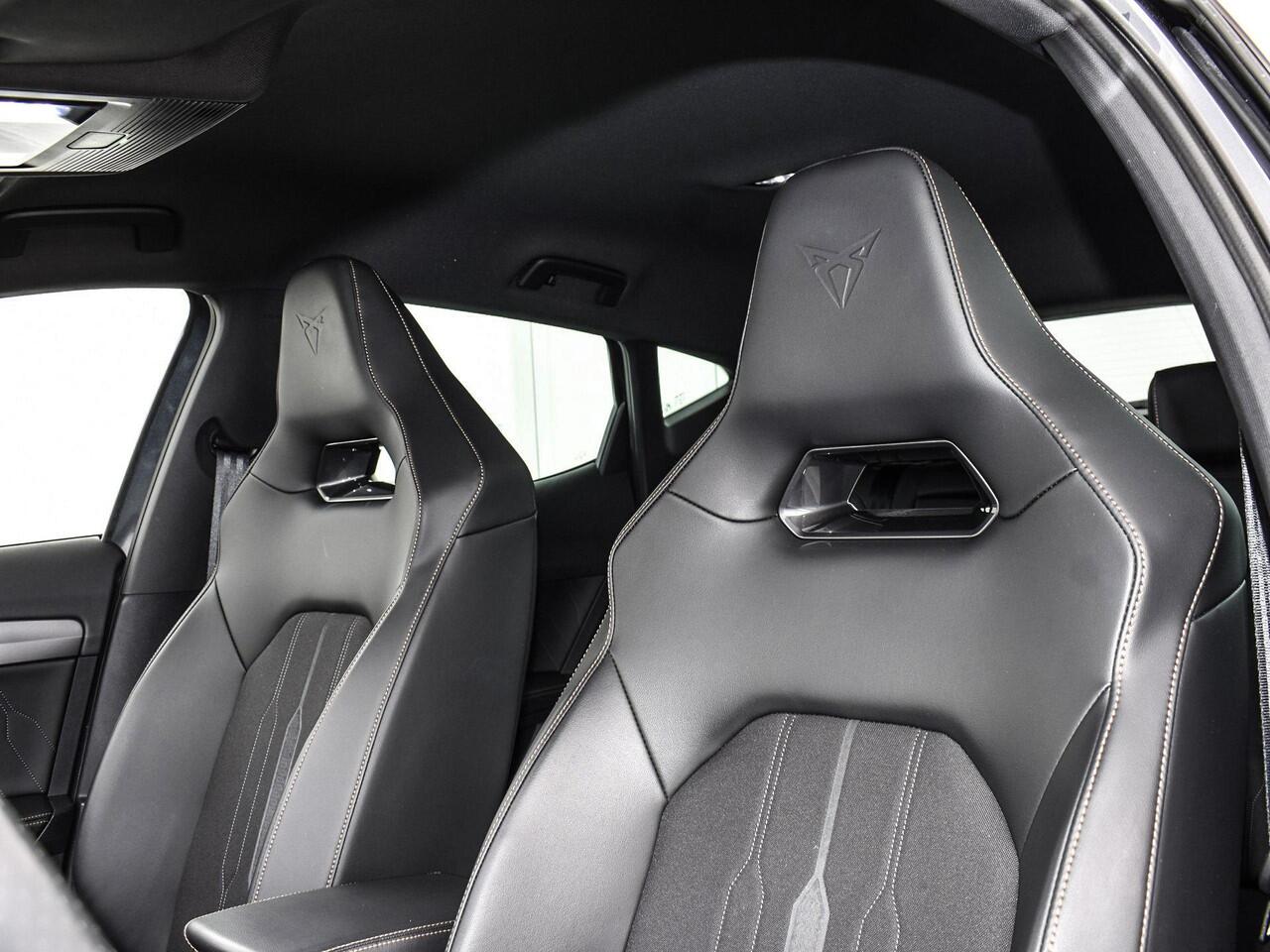 Cupra Leon 1.5 TSI 204pk DSG e-Hybrid VZ Performance · Panoramadak · Camera · Keyless · Dodehoek Detectie · Sennheiser Audio · Elek. Voorstoelen · Carbon Spiegelkappen · 19'' Inch · Garantie t/m 02-02-2030 of 100.000km