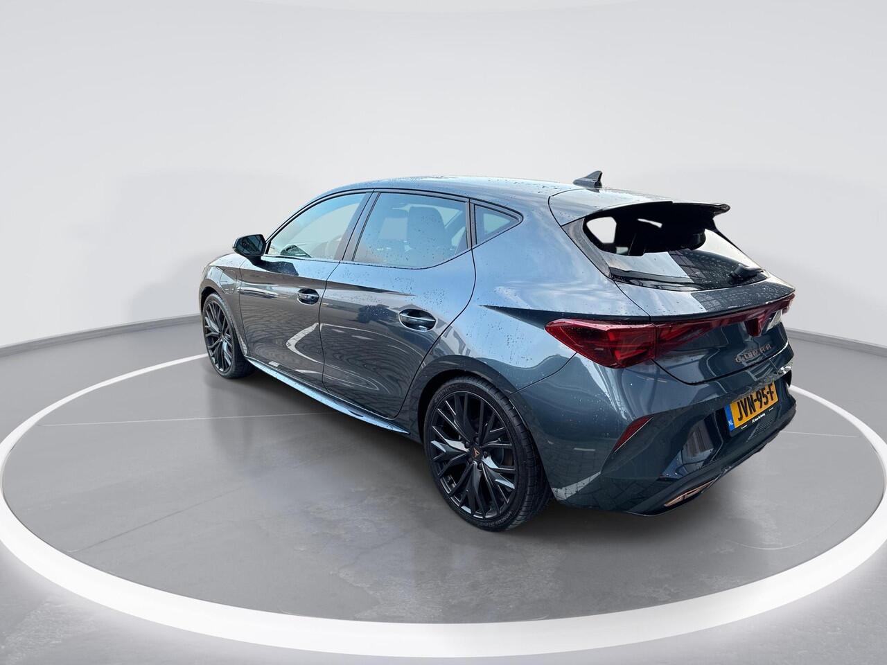 Cupra Leon 1.5 TSI e-Hybrid Business 204 PK l Obsidian Pack