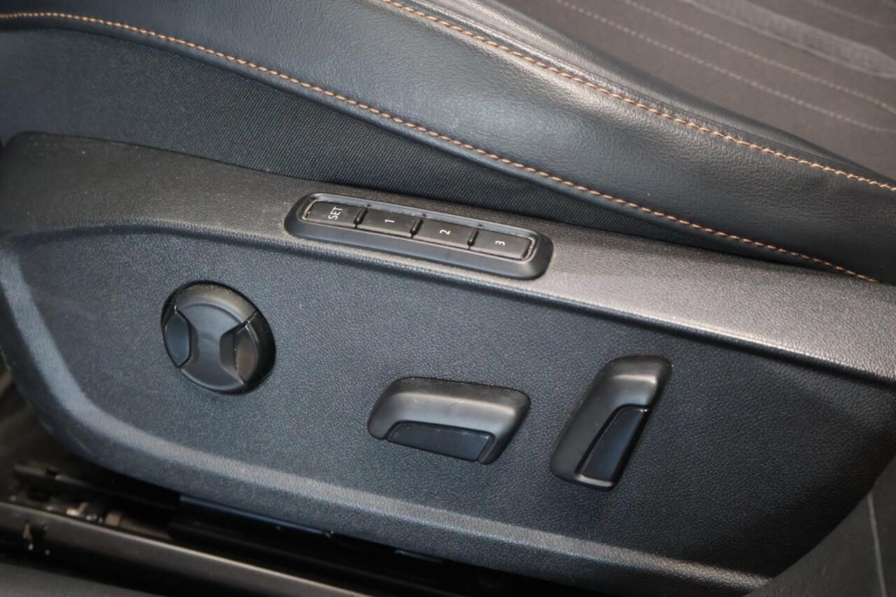 Cupra Leon Sportstourer 1.4 e-Hybrid Copper VZ Performance | Panoramadak | Sportstoel