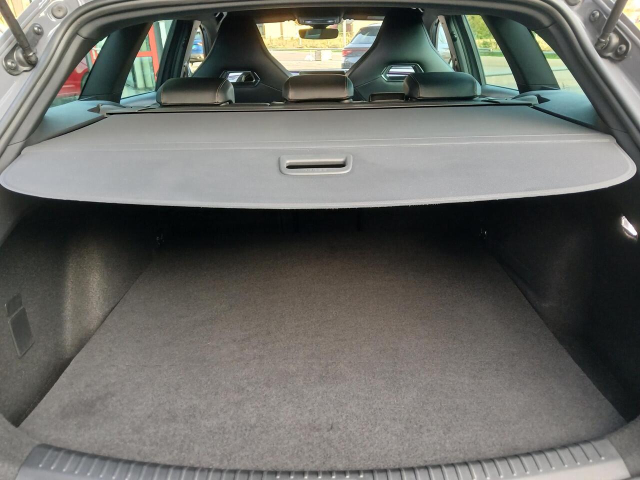 Cupra Leon Sportstourer 1.4 e-Hybrid 245 Graphene Grey!