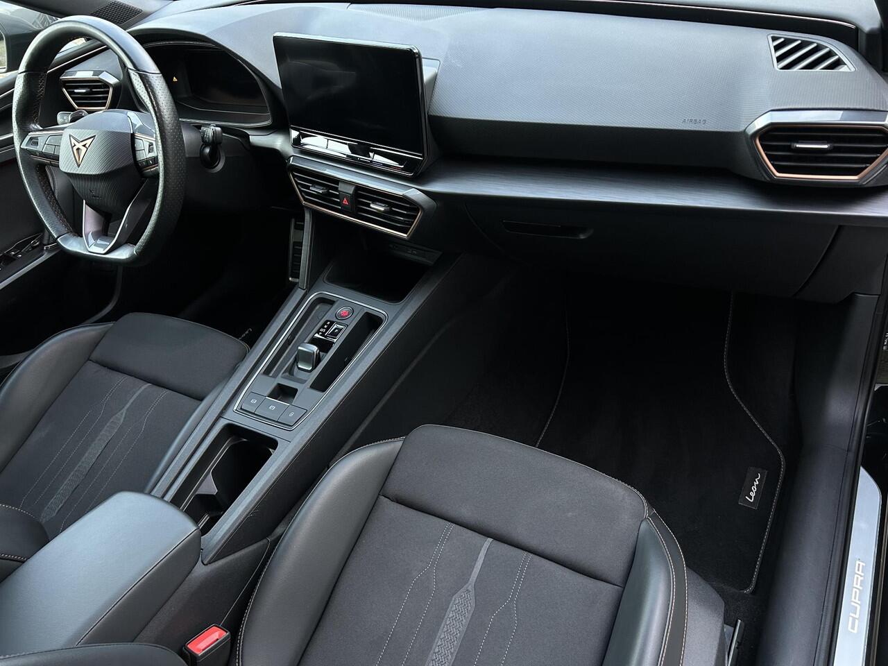Cupra Leon Sportstourer 1.4 e-Hybrid VZ 245PK /Apple Carplay/Stoel- en stuurverwarming/Park.Sens. rondom+Cam./Adaptive Cruise Contr./Elektr. Klep/Climate Contr./DCC/Isofix/(MET GARANTIE*)