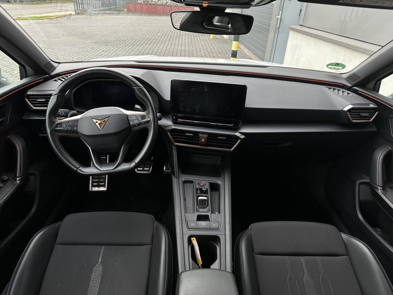 Cupra Leon Sportstourer 1.4 e-Hyb 245 VZ CLIMATE PDC NAVI ELEK PAKKET SPORTVELGEN