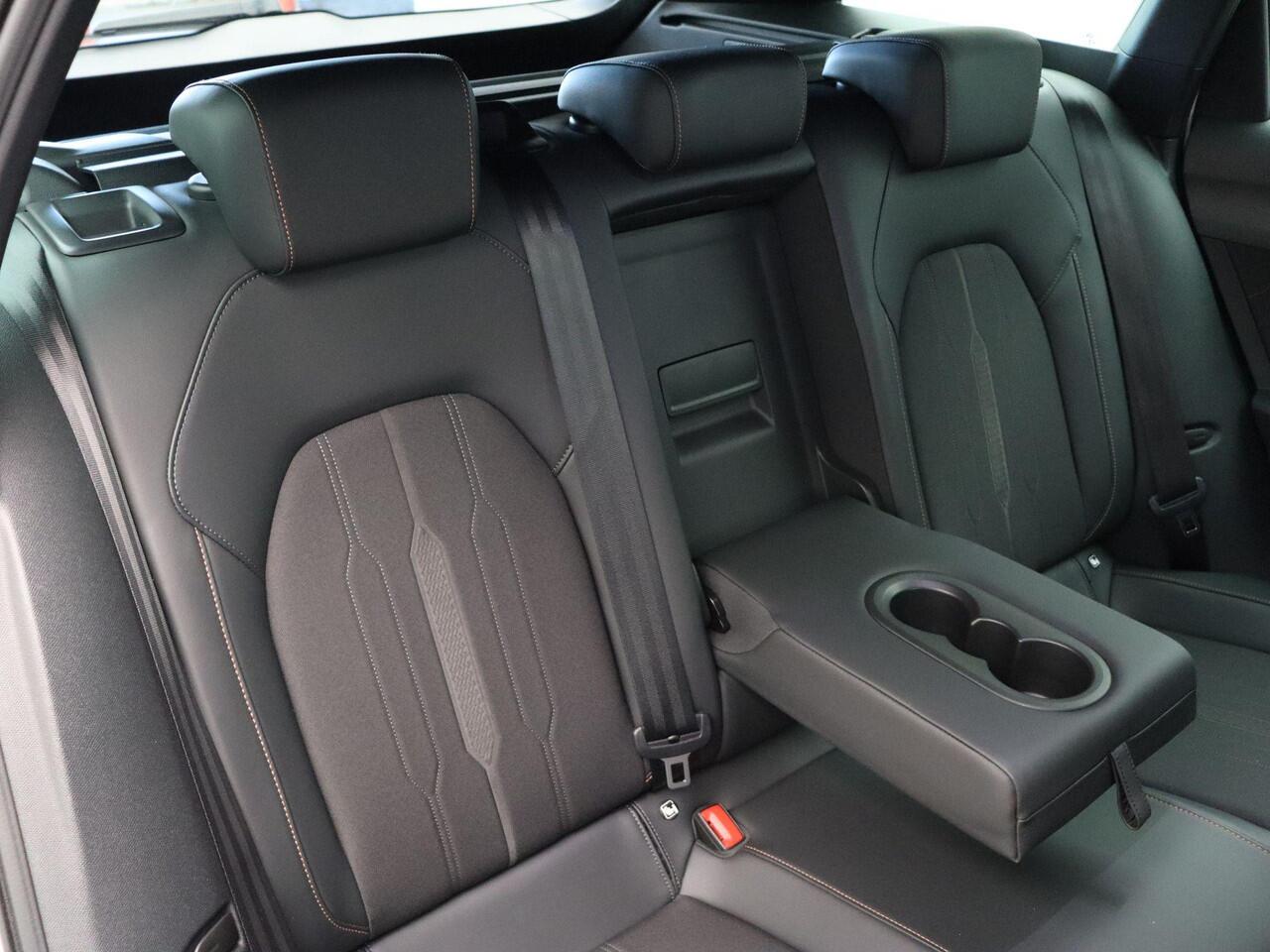 Cupra Leon Sportstourer 1.4 e-Hybrid VZ Business | 1500KG Trekgewicht | Sportstoelen | Android auto & Apple carplay | Automaat | Lederen bekleding.