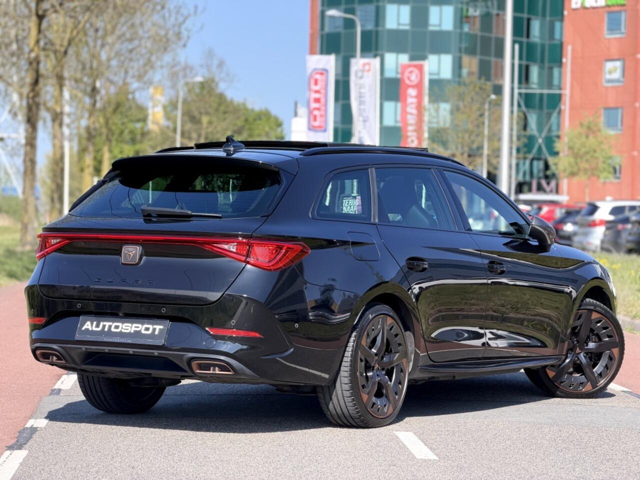 Cupra Leon Sportstourer e-Hybrid VZ Copper Edition Pano Memory Sportstuur