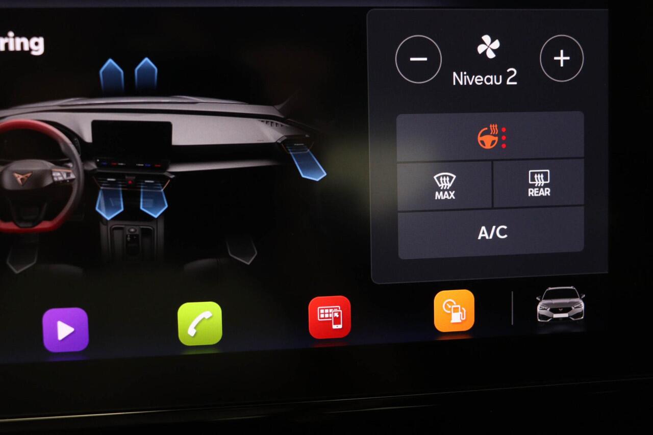 Cupra Leon Sportstourer 1.4 e-Hybrid VZ Performance | PANORAMADAK | STUURVERWARMING | DAB | APPLE | CAMERA