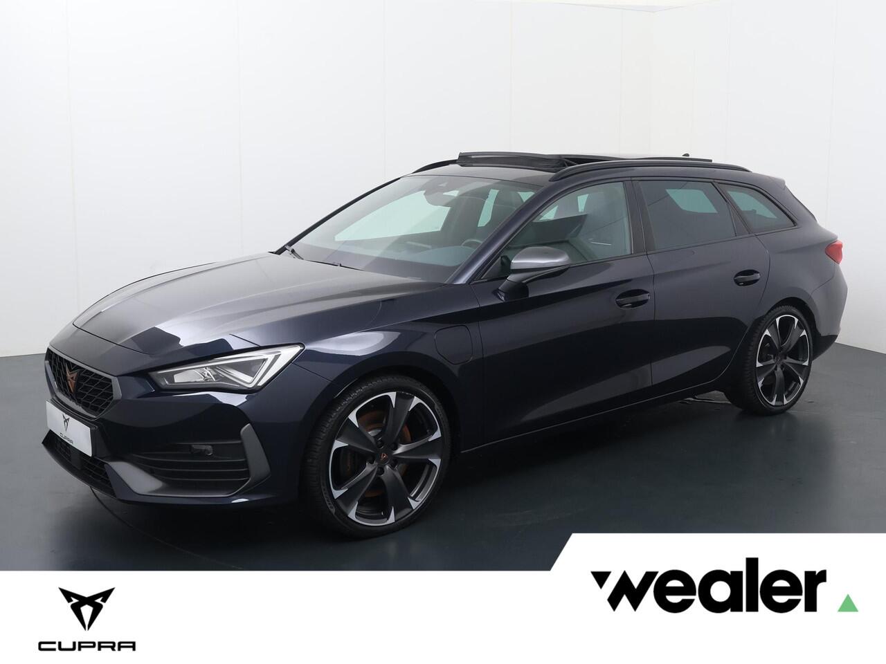 Cupra Leon Sportstourer 1.4 e-Hybrid VZ Business | 245 PK | SoH 89% | LED verlichting | Adaptive cruise control | Navigatiesysteem |