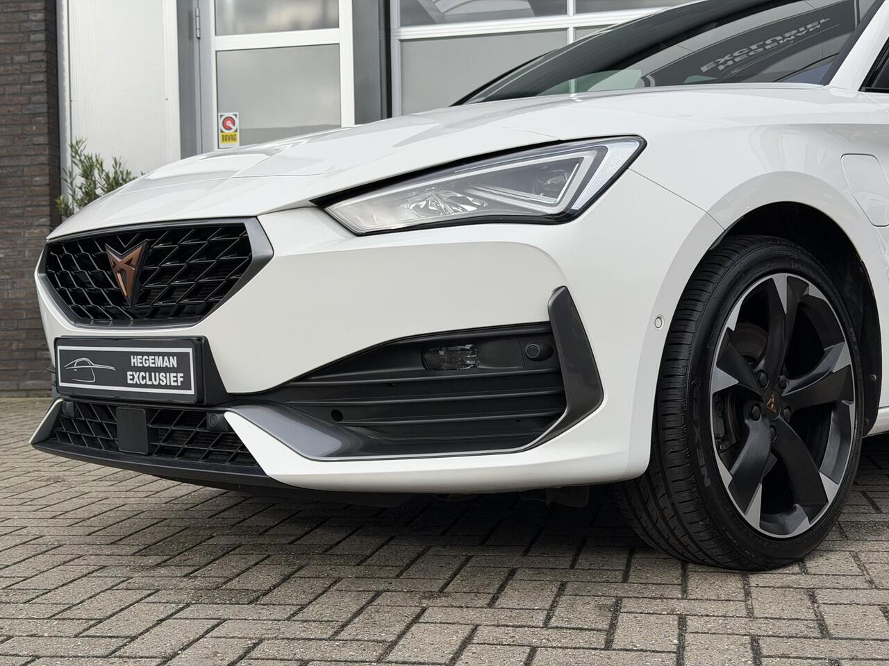 Cupra Leon Sportstourer 1.4 e-Hybrid VZ Adrenaline | Keyless | Sfeer | Camera | Navi | Stuur- stoelverwarming | DCC | ACC