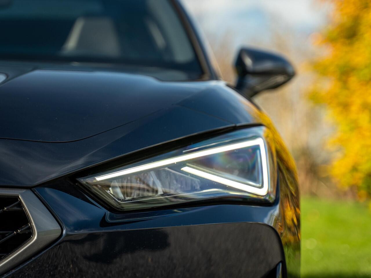 Cupra Leon Sportstourer 1.4 e-Hybrid VZ Copper Edition // panoramadak