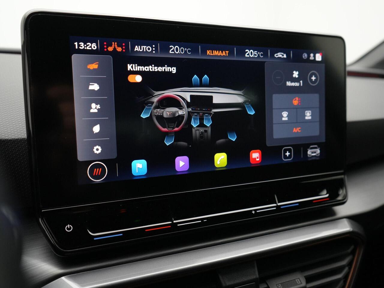 Cupra Leon Sportstourer 1.4 e-Hybrid 245 pk VZ Performance | Panoramadak | Adaptieve onderstelregeling (DCC) | Multifunctioneel CUPRA stuurwiel | Sportonderstel | Adaptive Cruise | 19 inch