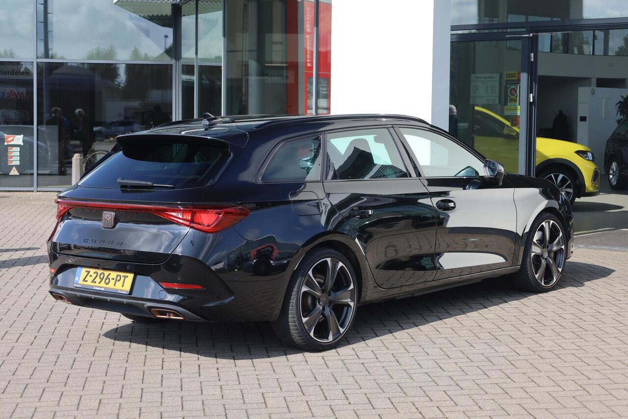 Cupra Leon Sportstourer 1.4 e-Hybrid VZ Business PL ¤629 p/m* 245PK / 180kW, 19" LMV, achteruitrijcamera, park assist, klasse III alarm, draadloos laden, keyless advanced entry en go, 12 volt stekker kofferbak LED verlichting, vision plus driving profile Cupra virtual cockpit na
