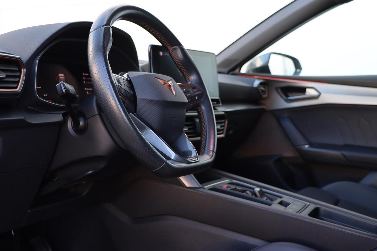 Cupra Leon Sportstourer 1.4 e-Hybrid Business 204pk DSG6 | Stuurverwarming | Carplay | trekhaak | Smartassist
