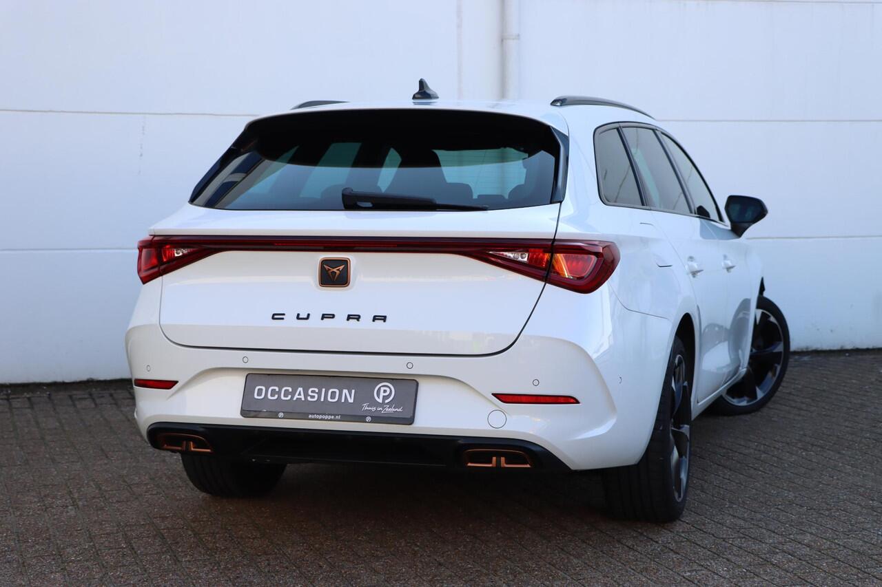 Cupra Leon Sportstourer 1.4 e-Hybrid Business 204pk DSG6 | Stuurverwarming | Carplay | trekhaak | Smartassist