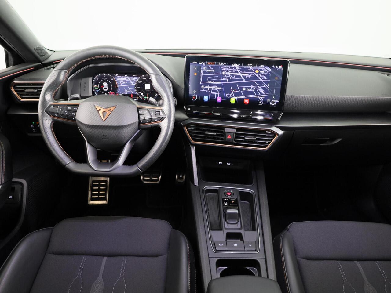 Cupra Leon Sportstourer 1.4 TSI eHybrid PHEV FR Business Intense 204 pk Automaat (DSG) | Navigatie | Parkeersensoren achter | Autom. airco (3 zones) | Stoelverwarming | Keyless |