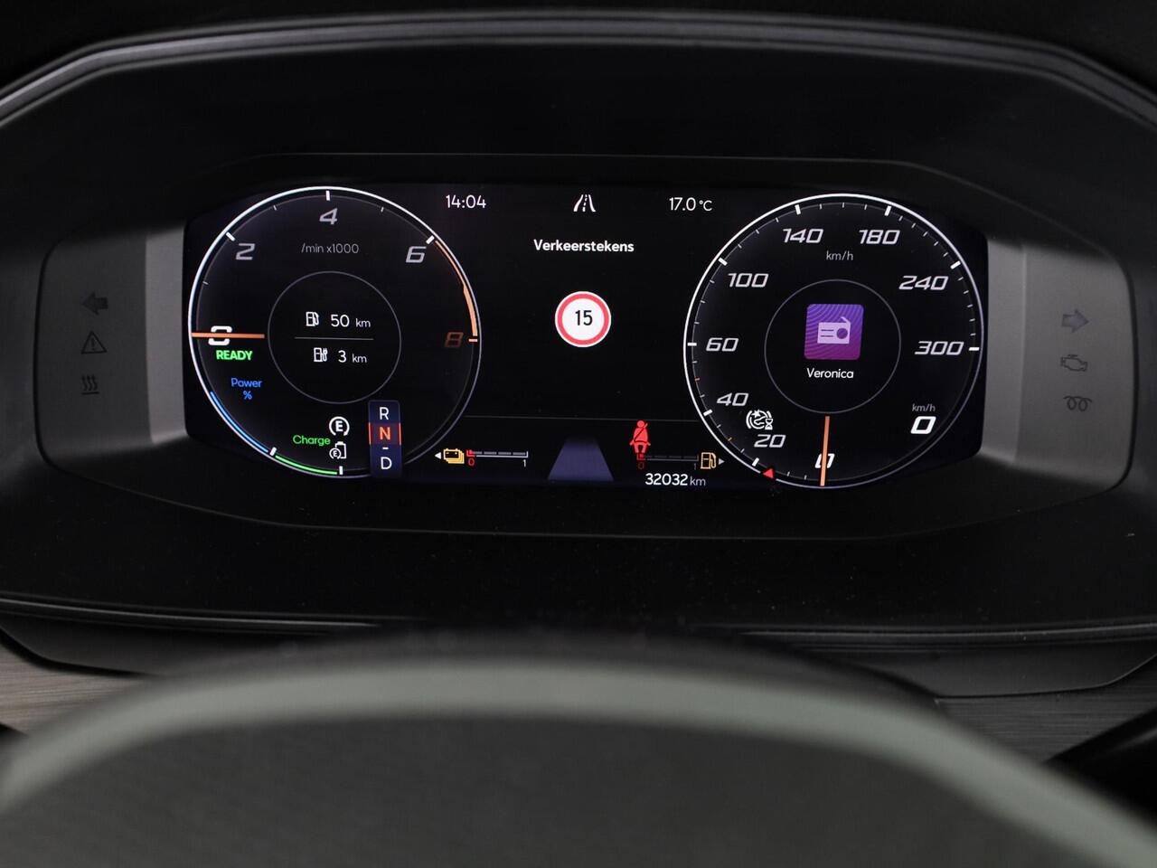 Cupra Leon Sportstourer 1.4 TSI eHybrid PHEV FR Business Intense 204 pk Automaat (DSG) | Navigatie | Parkeersensoren achter | Autom. airco (3 zones) | Stoelverwarming | Keyless |