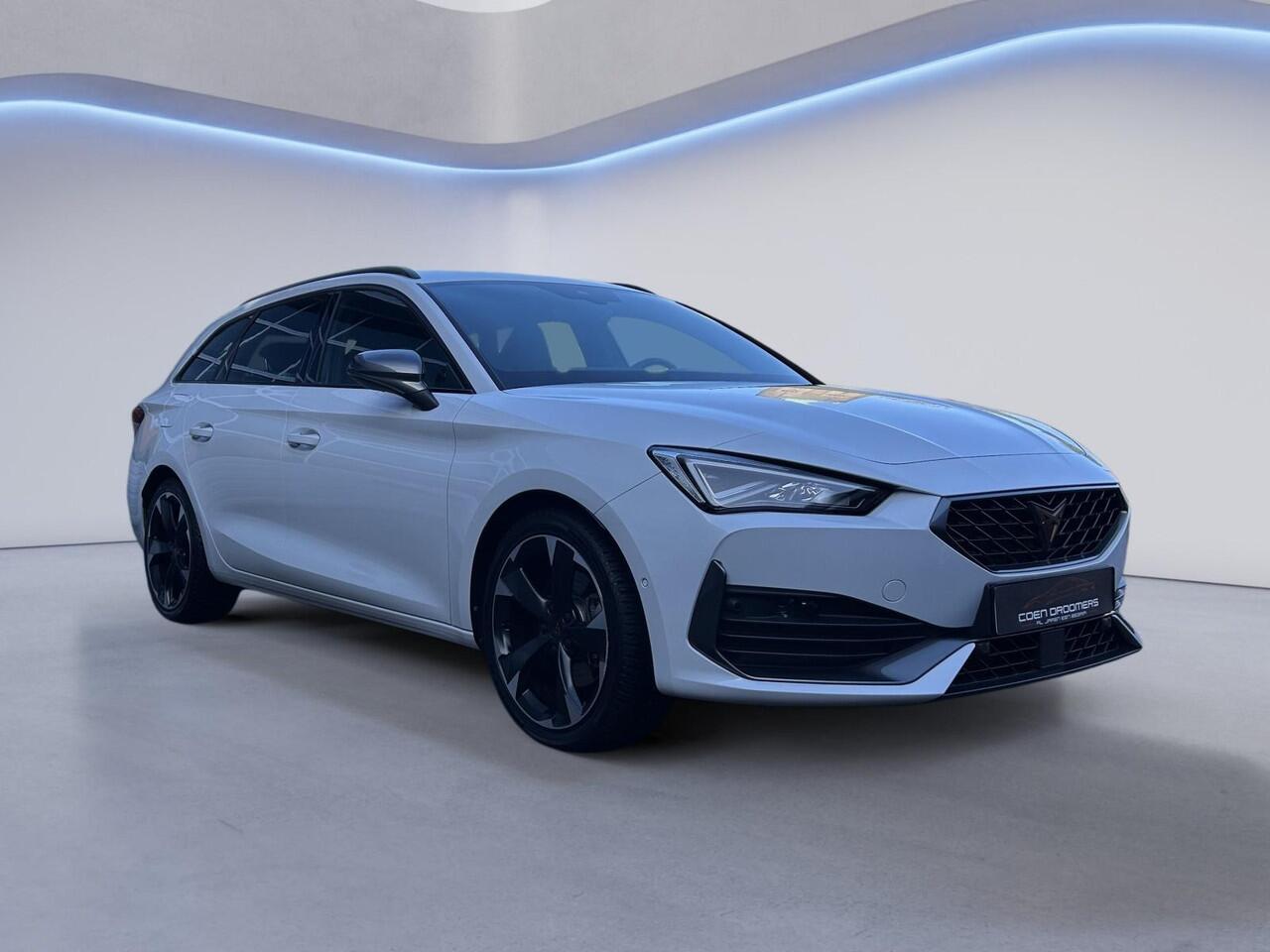 Cupra Leon Sportstourer 1.4 e-Hybrid Business /Apple Carplay/Stoel & stuurverw./Beats audio/Cruise adaptief/Climate/Parksens./Lane assist/ (MET GARANTIE*)