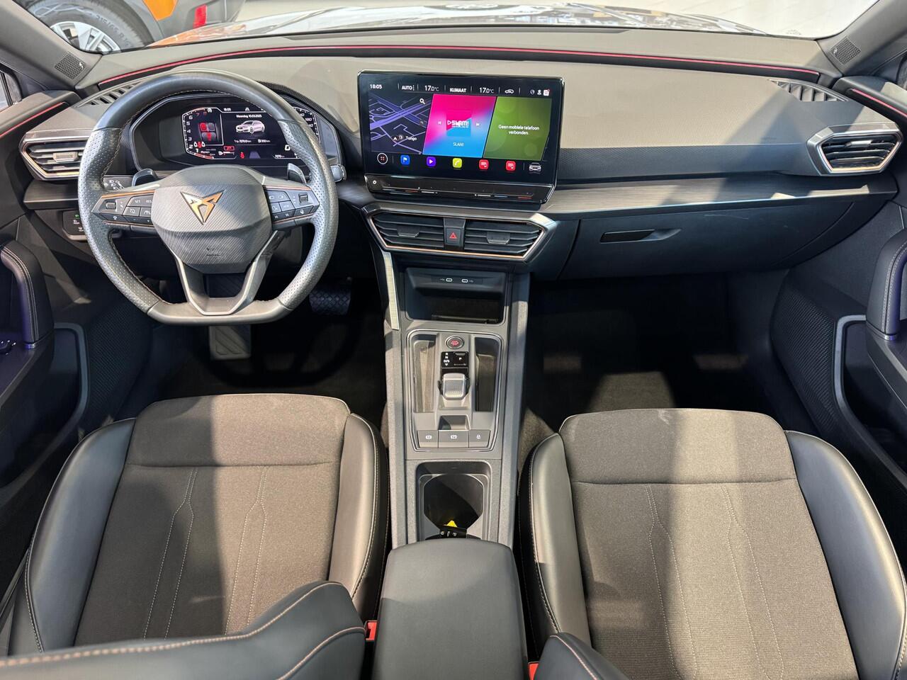 Cupra Leon Sportstourer 1.5 eTSI Automaat Business Edition | Panorama Schuifdak | Navigatie | Climate Control | LED Verlichting | 18"Lmv | Camera | Keyless Go | Apple Carplay/Android Auto ( Vestiging - Vianen )