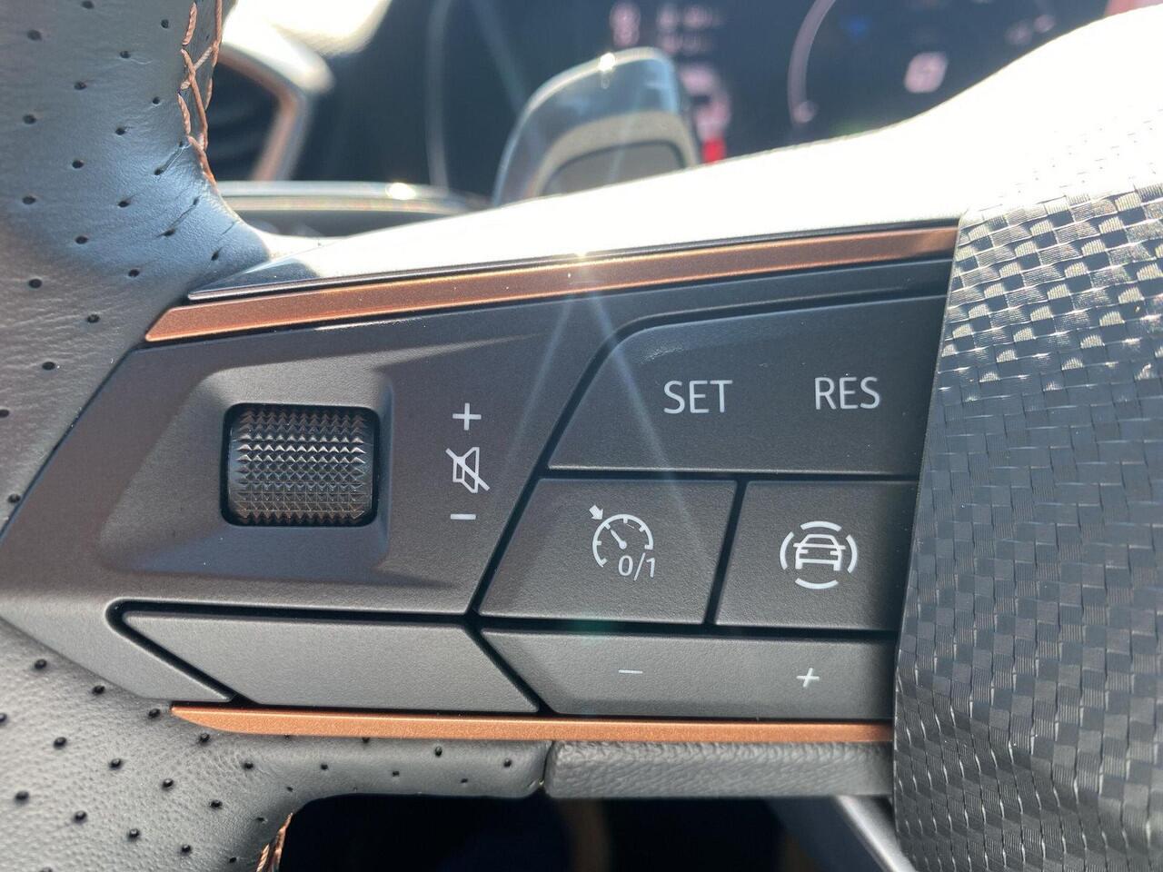 Cupra Leon Sportstourer 1.4 e-Hybrid Business | PHEV | 204Pk | Trekhaak | A-Camera |