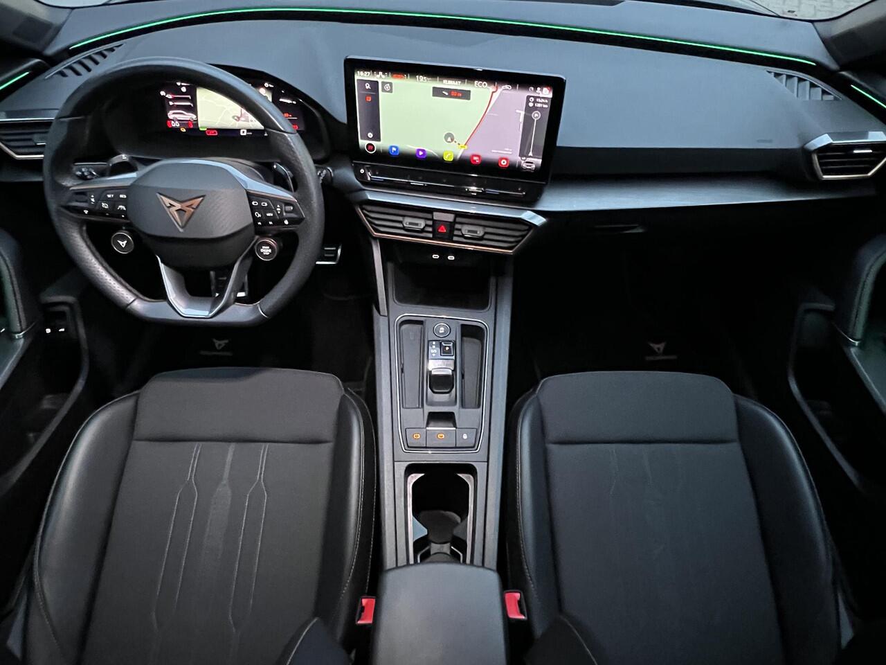 Cupra Leon Sportstourer 1.4 e-Hybrid VZ Copper Edition Automaat / Plug-In / EAER 58km / Navigatie / Elektrische trekhaak 1.500 kg / Elektrische klep / Sportstoelen / Stuur- en stoelverwarming / Apple Carplay Android / 19" LM wielen /