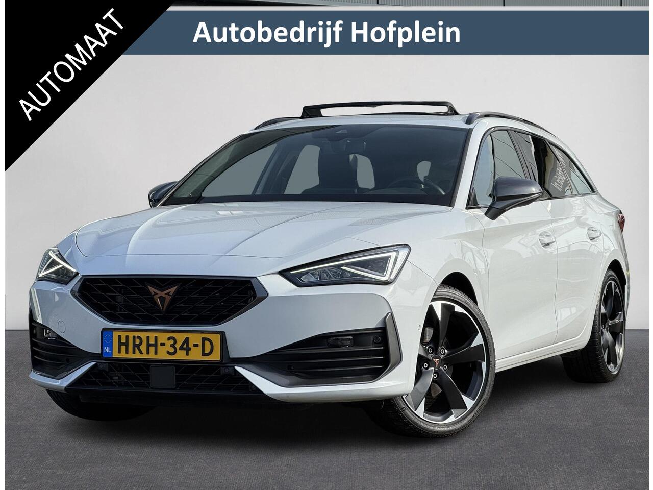 Cupra Leon Sportstourer 1.5 eTSI Automaat Business Edition | Panorama Schuifdak | Navigatie | Climate Control | LED Verlichting | 18"Lmv | Camera | Keyless Go | Apple Carplay/Android Auto ( Vestiging - Vianen )