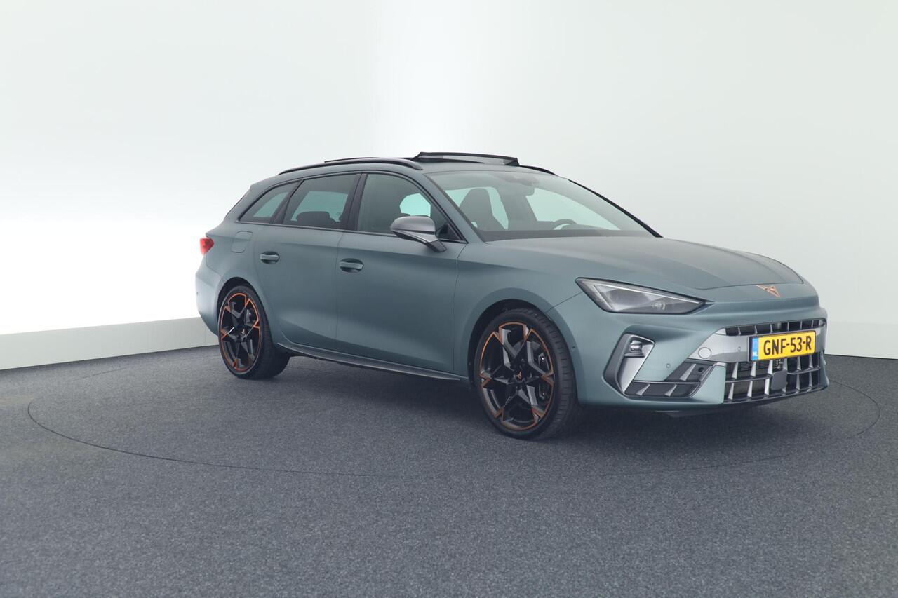 Cupra Leon Sportstourer 1.5 TSI 272pk e-Hybrid VZ Performance Sennheiser Camera Memory Keyless Virtual Cockpit Navigatie Panoramadak