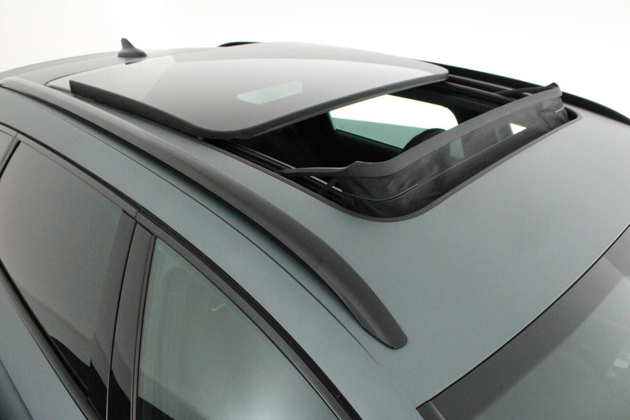 Cupra Leon Sportstourer 1.5 TSI 272pk e-Hybrid VZ Performance Sennheiser Camera Memory Keyless Virtual Cockpit Navigatie Panoramadak