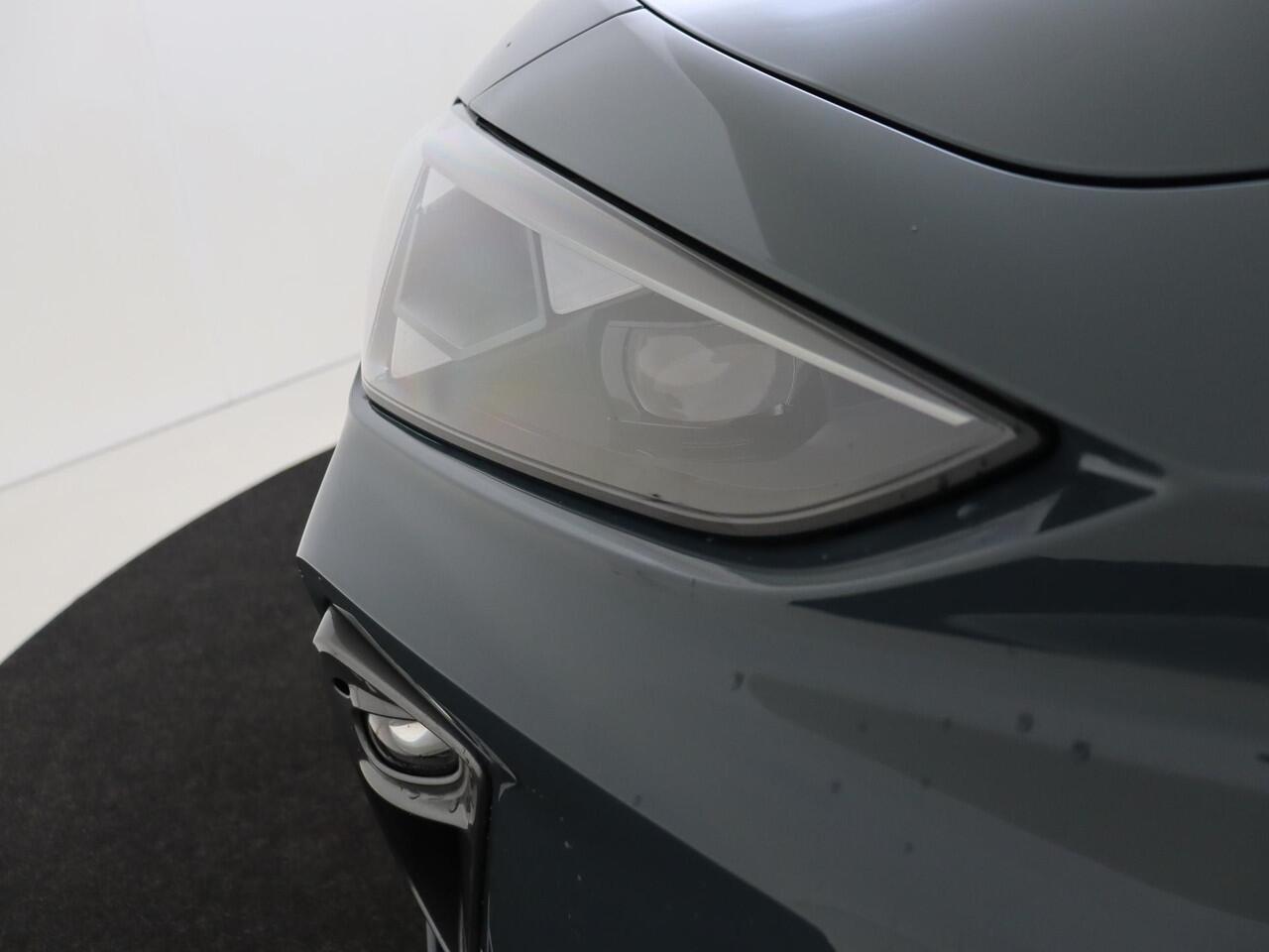Cupra Leon Sportstourer 1.5 TSI e-Hybrid VZ Performance | Sennheiser sound | Travel Assist | Dodehoek sensor | Achteruitrijcamera | Carplay | Navigatie | Elektrische achterklep