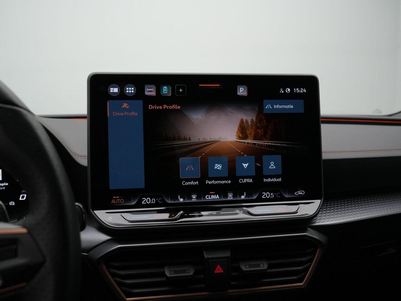 Cupra Leon Sportstourer 1.5 TSI e-Hybrid 272 pk VZ Performance | Trekhaak | Adaptief sportonderstel | Leder/alcantara | CUPRA-stuur met startknop | Sennheiser | Achteruitrijcamera | 19 inch