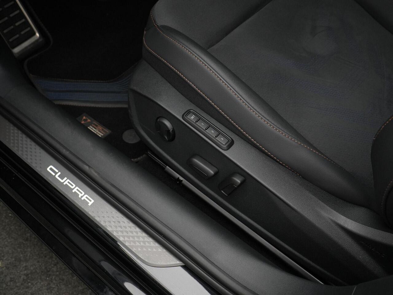 Cupra Leon Sportstourer 1.5 TSI e-Hybrid 272 pk VZ Performance | Trekhaak | Adaptief sportonderstel | Leder/alcantara | CUPRA-stuur met startknop | Sennheiser | Achteruitrijcamera | 19 inch