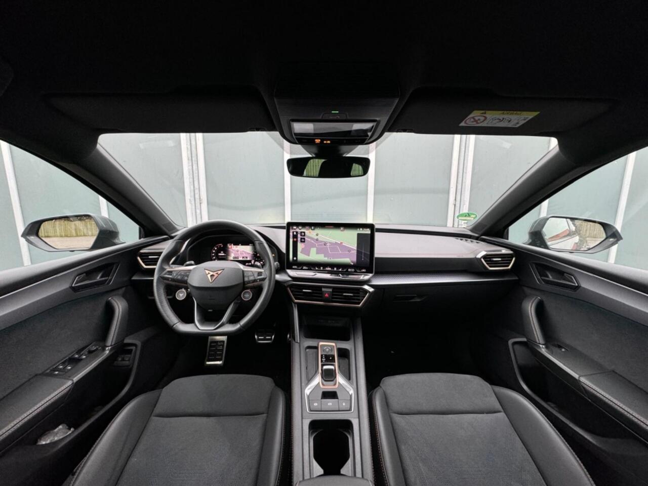 Cupra Leon Sportstourer 1.5 e-Hybrid 204pk Performance | New model