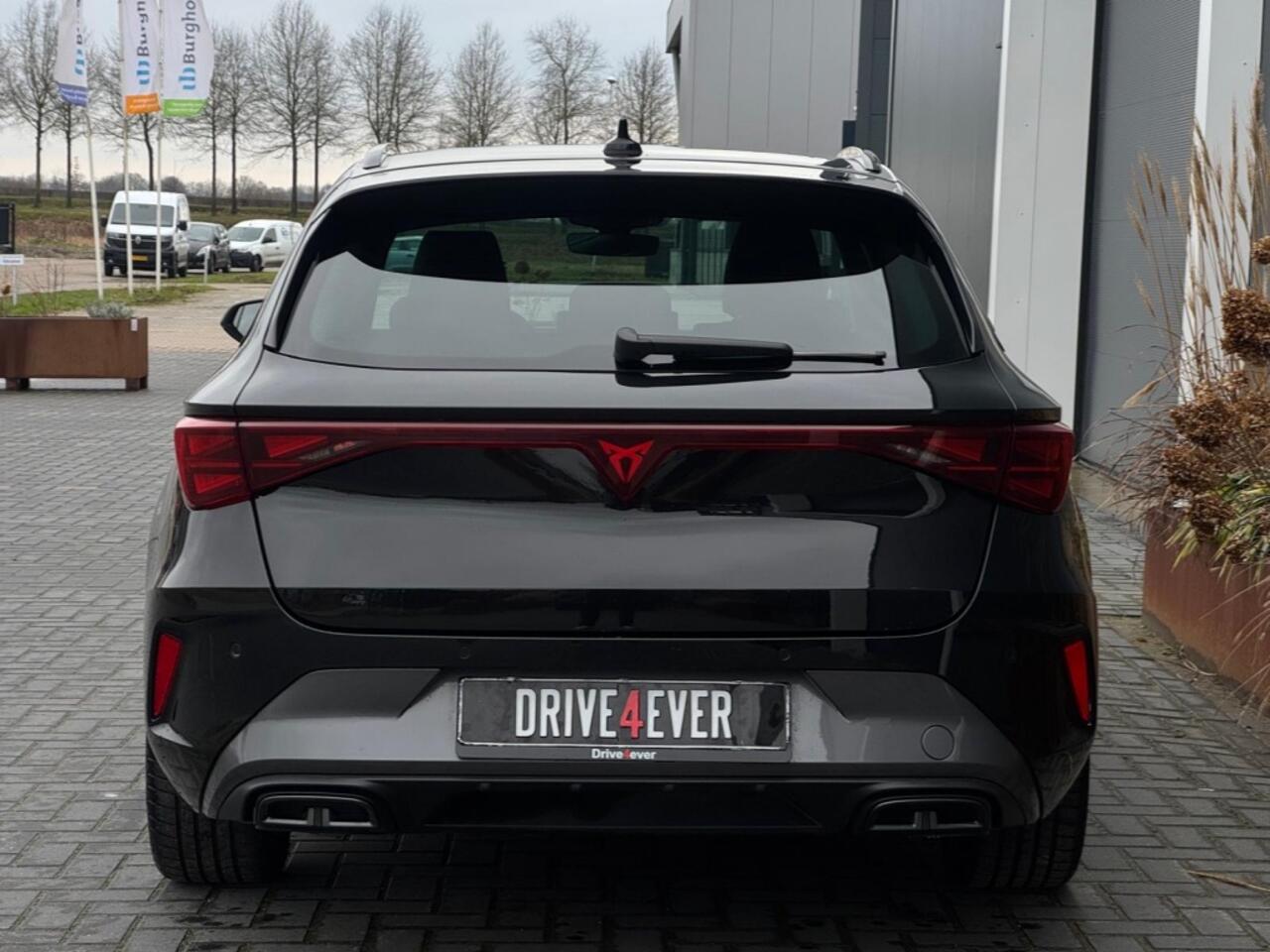 Cupra Leon Sportstourer 1.5 e-TSI 2025 GARANTIE NAVI CLIMATE APPLE CARPLAY LEDER