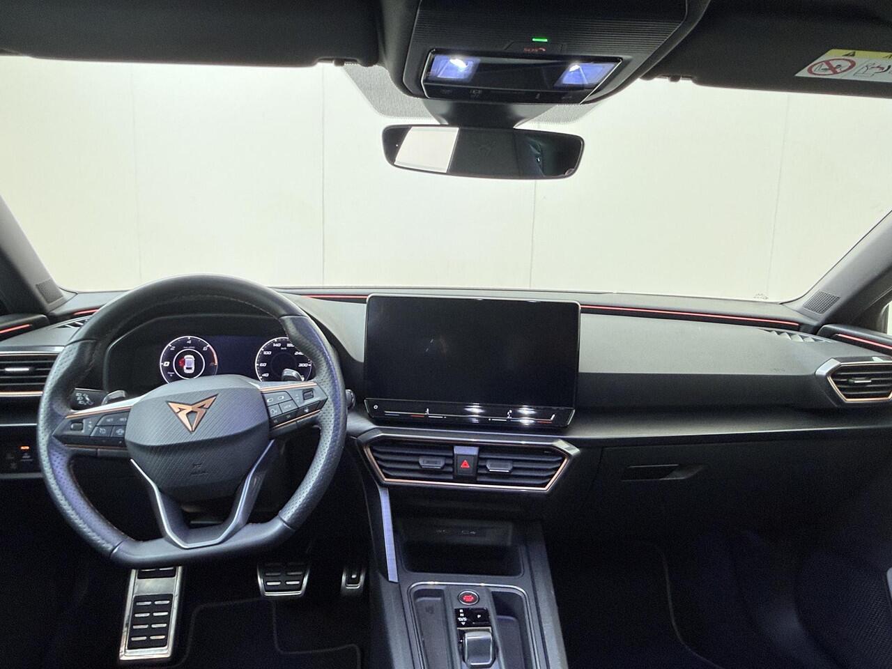 Cupra Leon Sportstourer 1.4 e-Hybrid Business | SoH 100% | Adaptieve demping | Stoel- en stuurwielverwarming | Achteruitrijcamera | Parkeerassistent | Keyless | 3-zone airco | Navigatie |