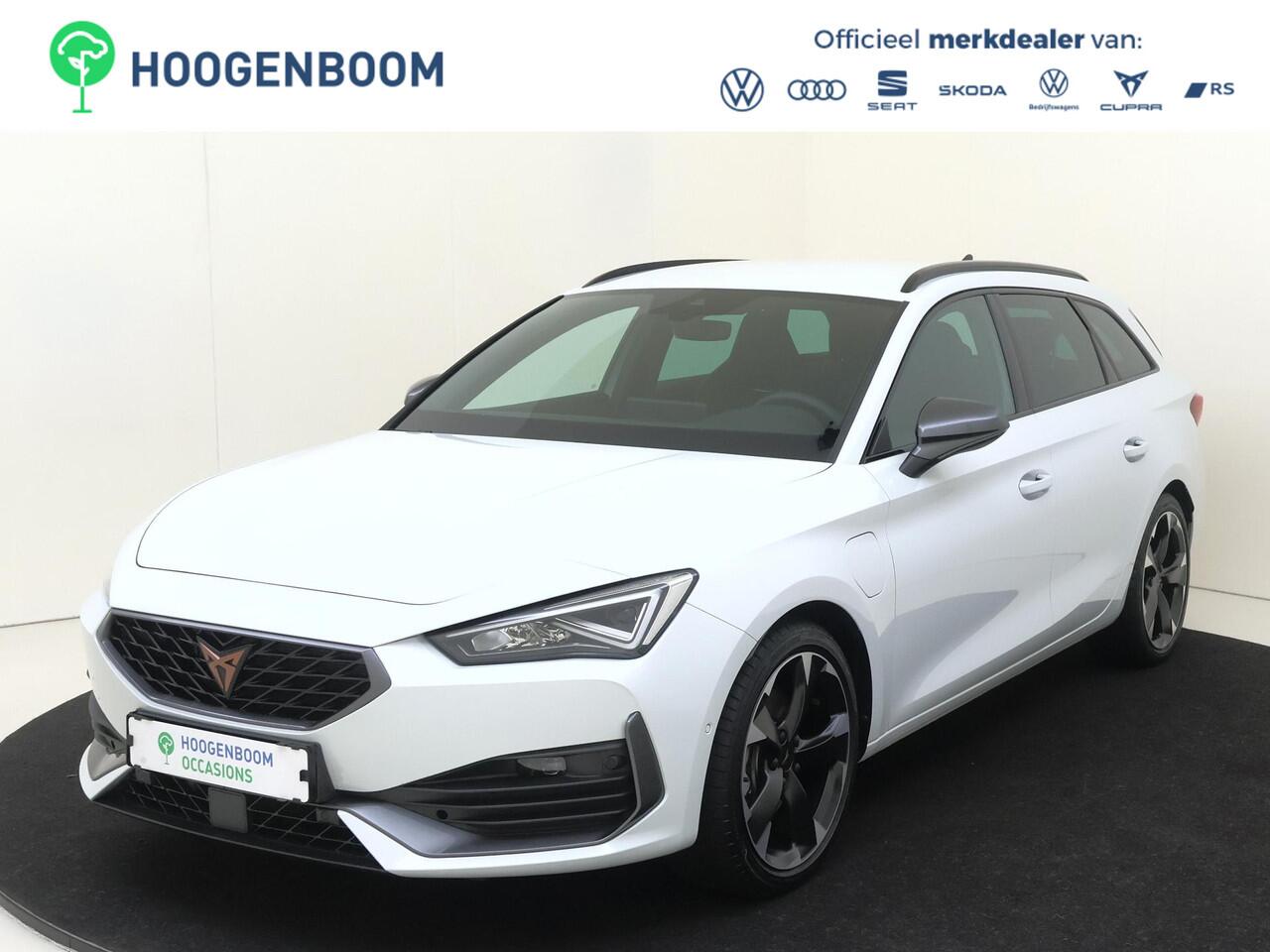 Cupra Leon Sportstourer 1.4 e-Hybrid Business | SoH 100% | Parkeerassistent | Adaptieve demping | Keyless | Stoel- en stuurwielverwarming | Dodehoek detectie | Navigatie | Adaptieve cruise control | Achteruitrijcamera |