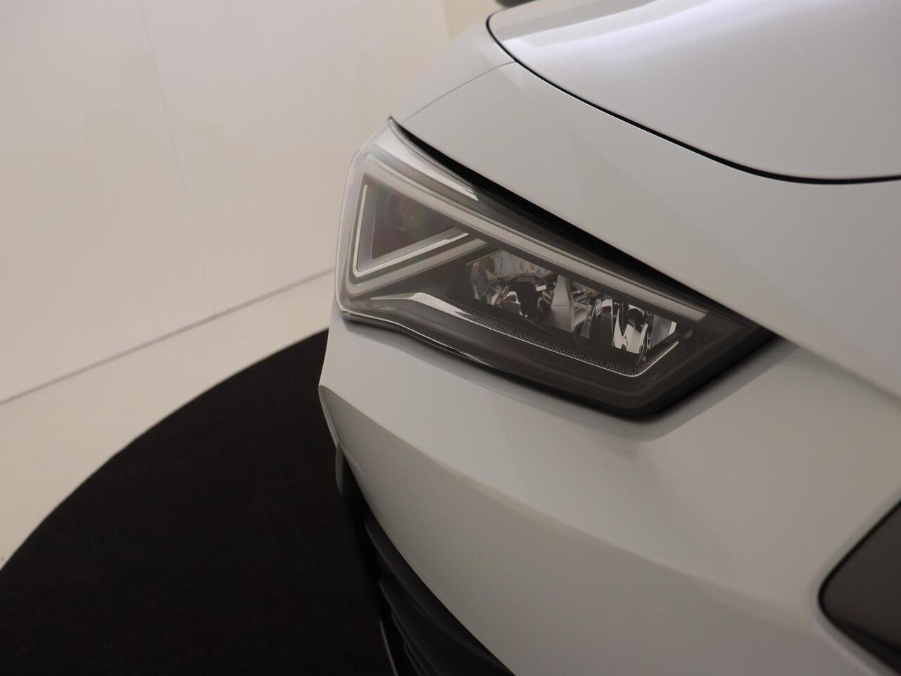 Cupra Leon Sportstourer 1.4 e-Hybrid Business | SoH 100% | Parkeerassistent | Adaptieve demping | Keyless | Stoel- en stuurwielverwarming | Dodehoek detectie | Navigatie | Adaptieve cruise control | Achteruitrijcamera |
