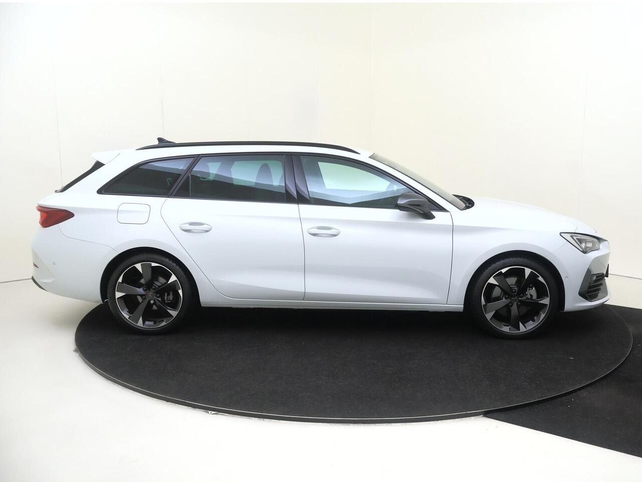 Cupra Leon Sportstourer 1.4 e-Hybrid Business | SoH 100% | Parkeerassistent | Adaptieve demping | Keyless | Stoel- en stuurwielverwarming | Dodehoek detectie | Navigatie | Adaptieve cruise control | Achteruitrijcamera |