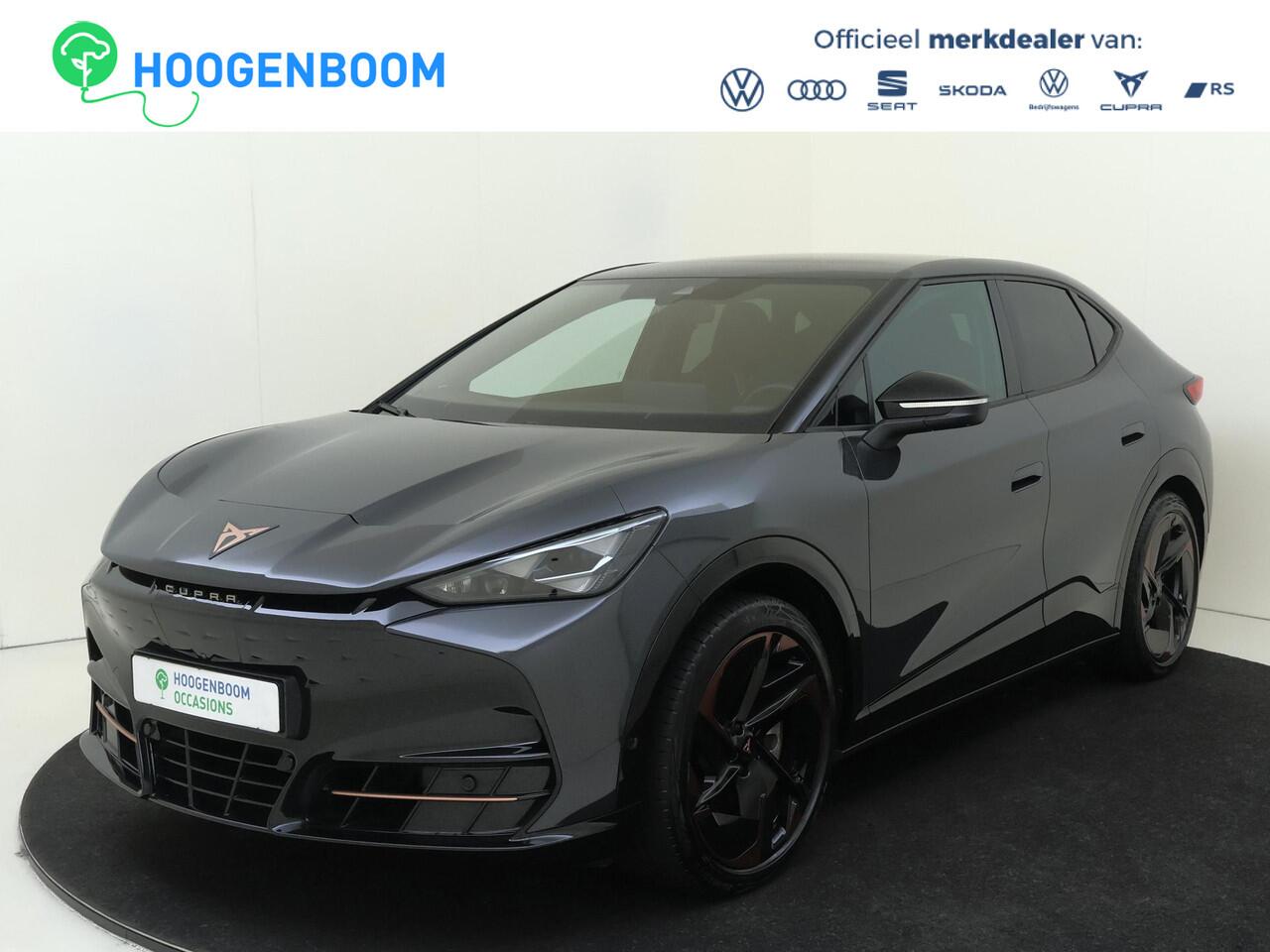 Cupra Tavascan VZ Adrenaline 82 kWh | Panoramadak | Adaptieve demping systeem | 360 camera | Head-up display | 3-zone airco | Parkeerassistent | Dodehoek detectie | Keyless |