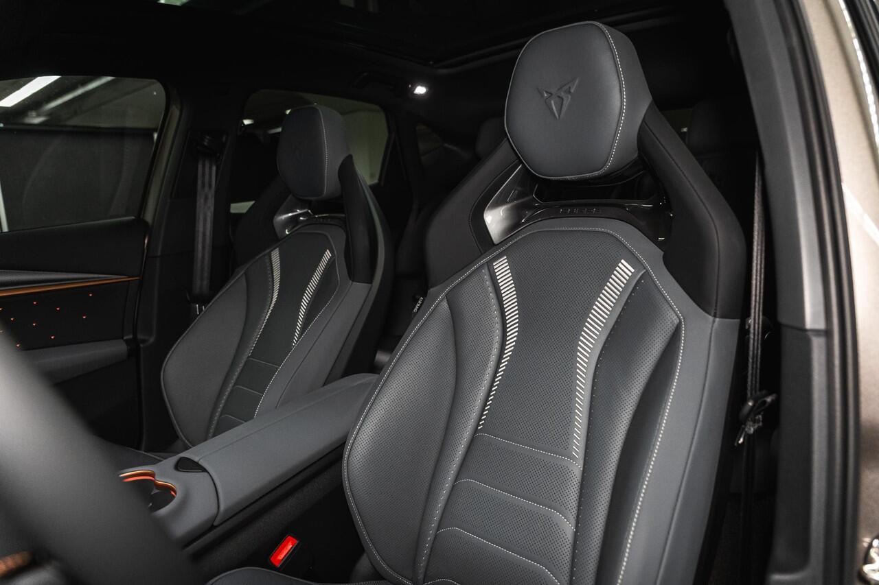 Cupra Tavascan VZ Extreme 82 kWh | 360 camera | Head-up display | Matrix LED | Sennheiser sound | Sabelt CUP stoelen | Leder | Stoelverwarming en ventilatie | Travel Assist