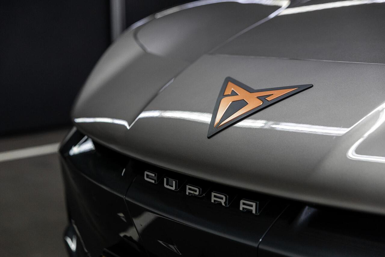 Cupra Tavascan VZ Extreme 82 kWh | 360 camera | Head-up display | Matrix LED | Sennheiser sound | Sabelt CUP stoelen | Leder | Stoelverwarming en ventilatie | Travel Assist