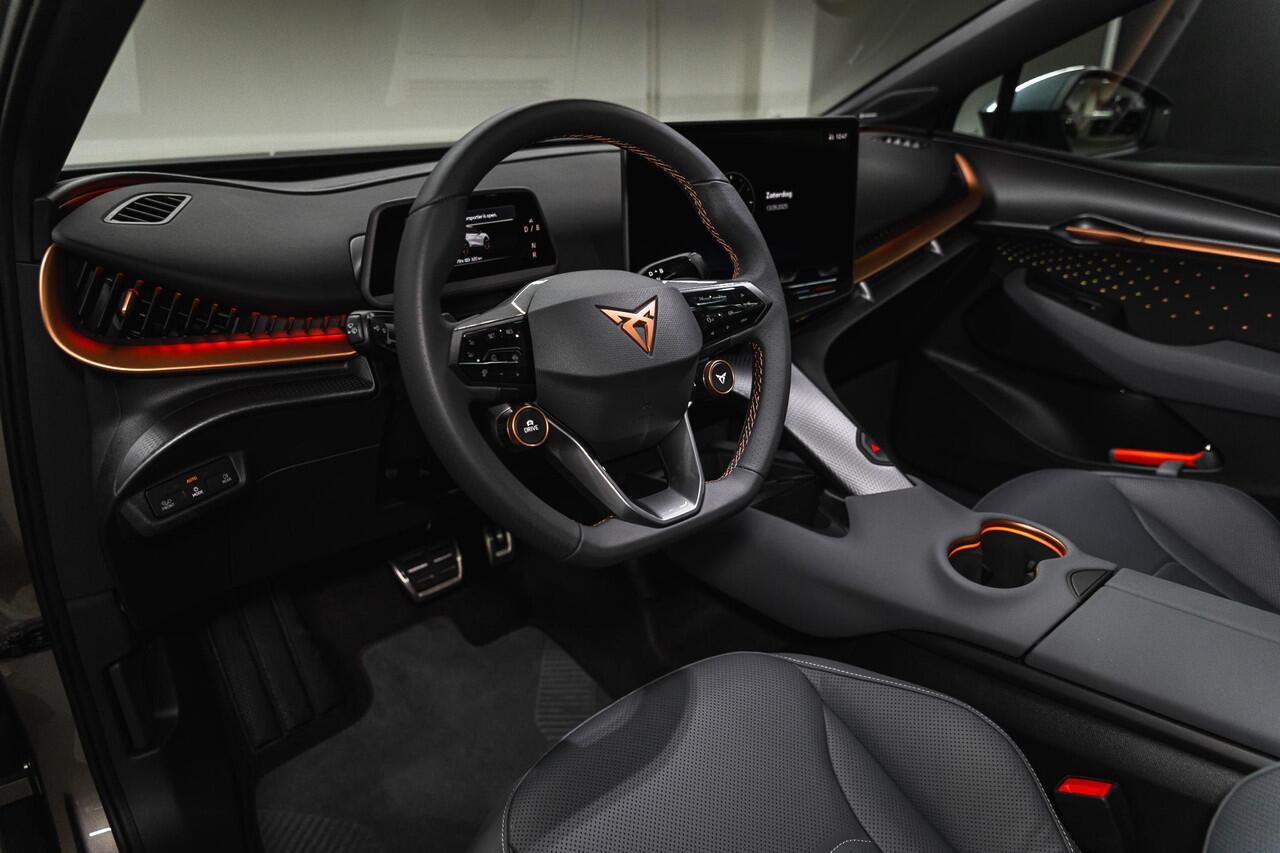 Cupra Tavascan VZ Extreme 82 kWh | 360 camera | Head-up display | Matrix LED | Sennheiser sound | Sabelt CUP stoelen | Leder | Stoelverwarming en ventilatie | Travel Assist