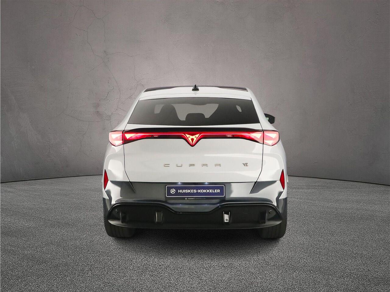 Cupra Tavascan VZ Adrenaline 340pk Automaat Warmtepomp, Panoramadak, Sennheiser, Adaptive cruise control, 360 camera, Elektrische achterklep, Achteruitrijcamera