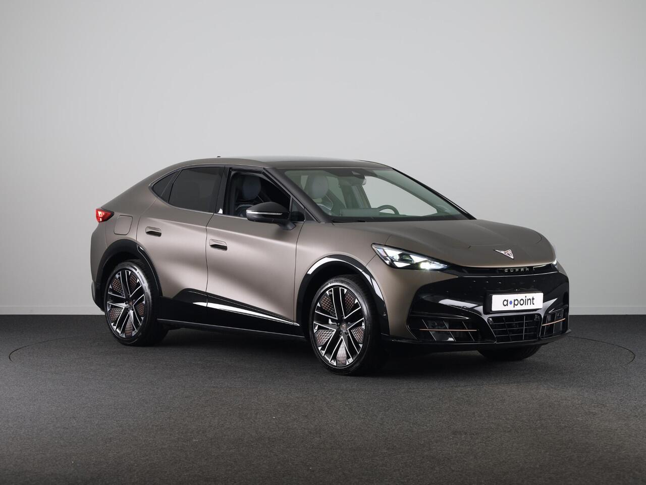 Cupra Tavascan VZ Extreme 82 kWh 340PK 4x4 | Matte lak | Sennheiser | Panoramadak | 21 inch | Head-Up Display | Lederen bekleding met stoelverwarming & ventilatie | Bucket Seats |