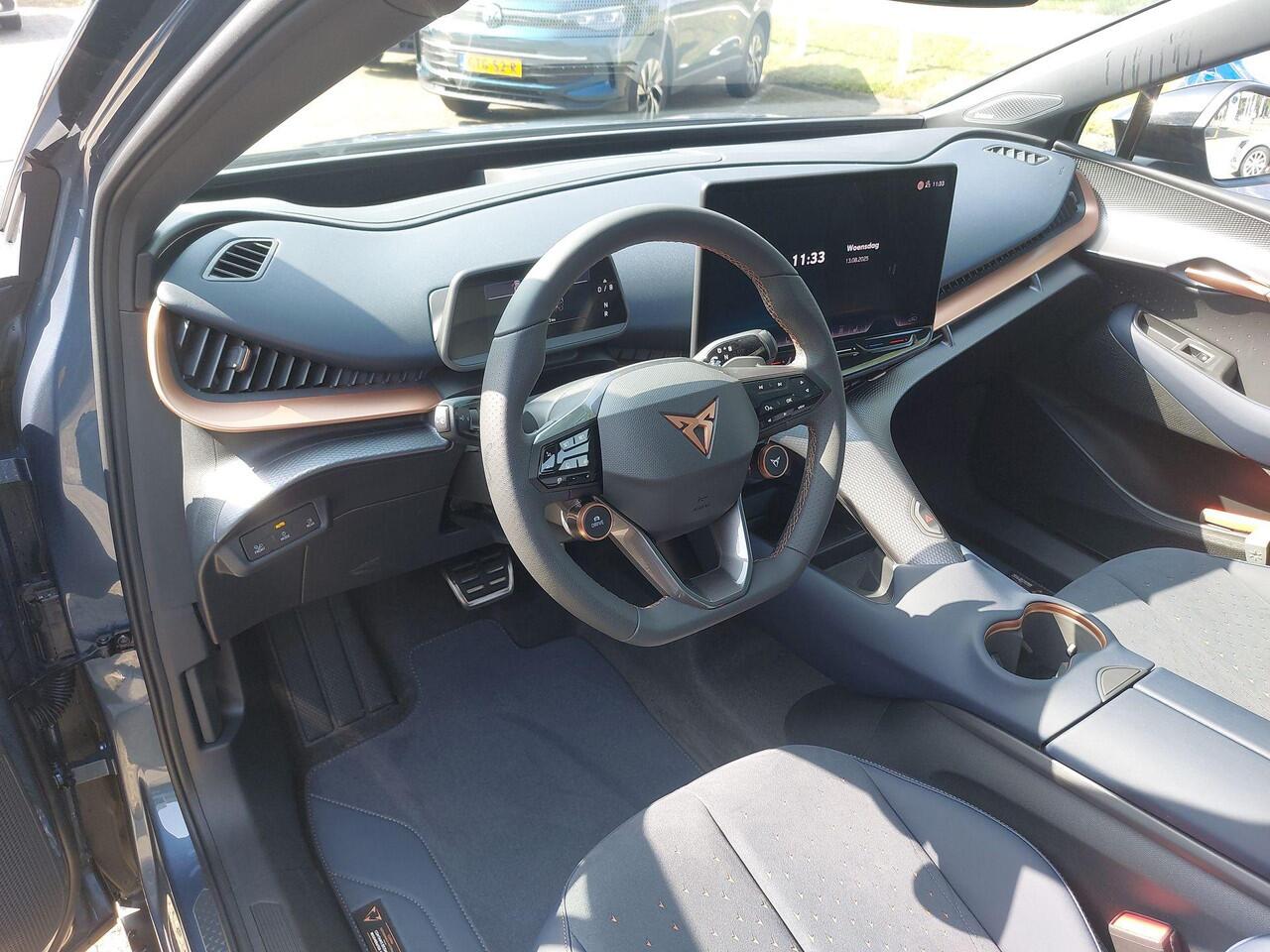 Cupra Tavascan 286pk Adrenaline 82 kWh · Panoramadak · 360 Camera · Park Assist · Keyless · Elek. Voorstoelen · Head-Up · Sennheisser Audio · 21'' Inch ·